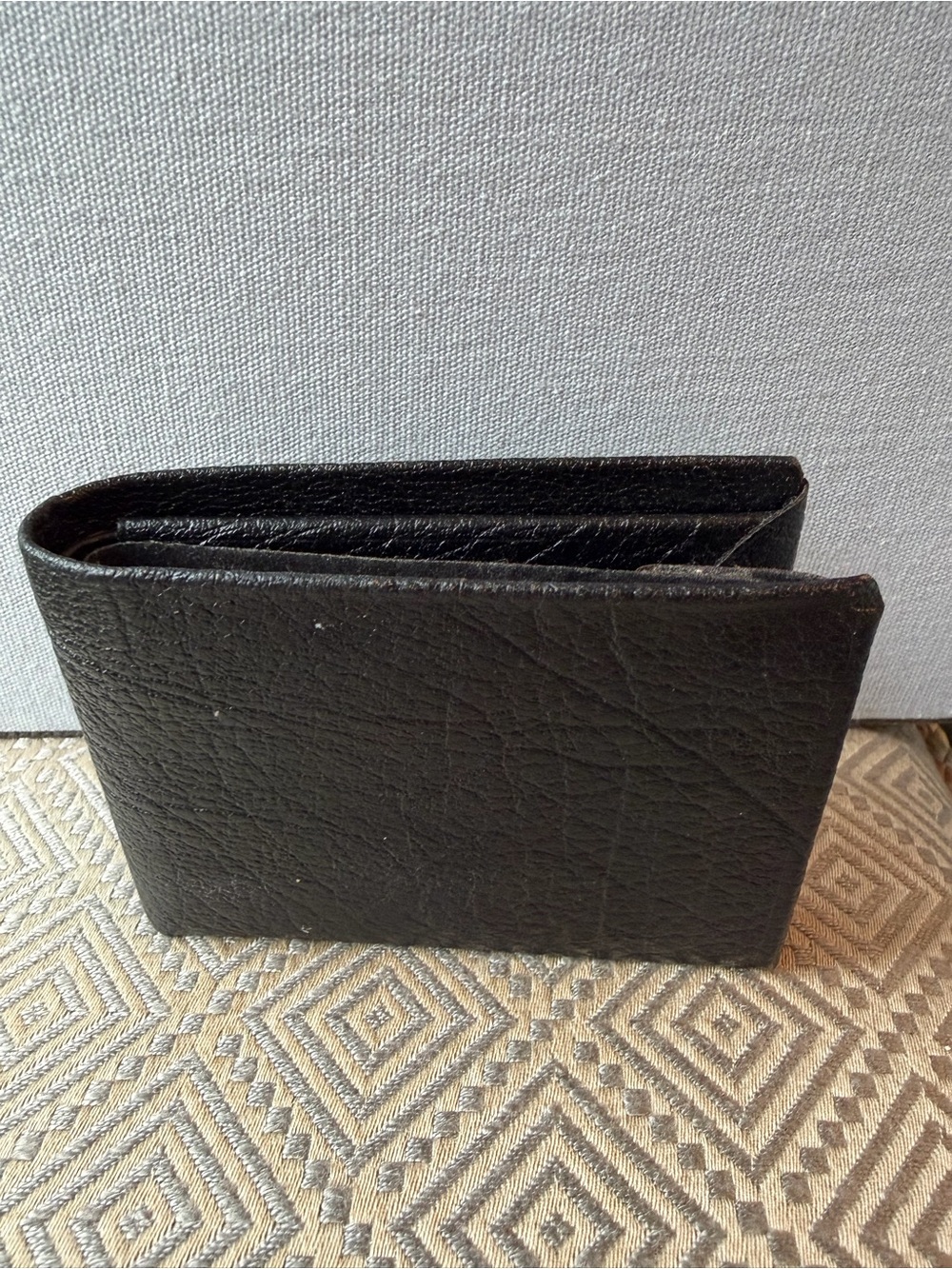 Classic Black Leather Men's Bifold Wallet Rumpp